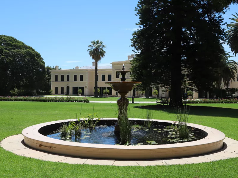 The grounds are open to the public during the Lunch on the Lawns events, held on the first Friday of each month, and during Government House Open Day, held twice a year.