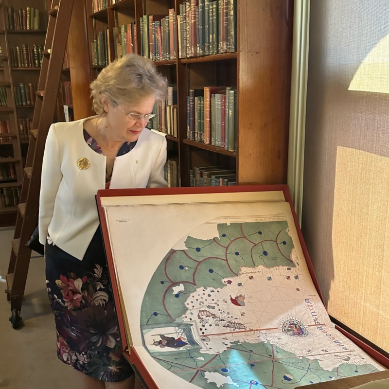 Her Excellency at the Mortlock Wing RGSSA